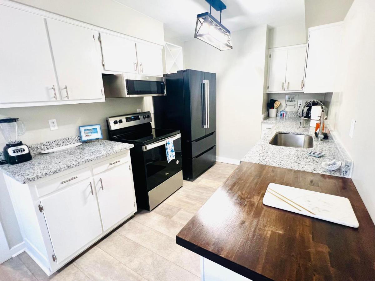 Holiday home 4/2 Close To Beach, Centrally Located! Gulfport